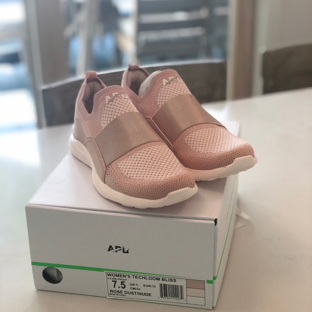 Athletic Propulsion Labs APL Techloom Bliss W 7.5